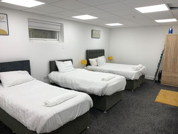 Huge Studio Close To City Centre With Free Secure Parking Leeds  Luaran gambar